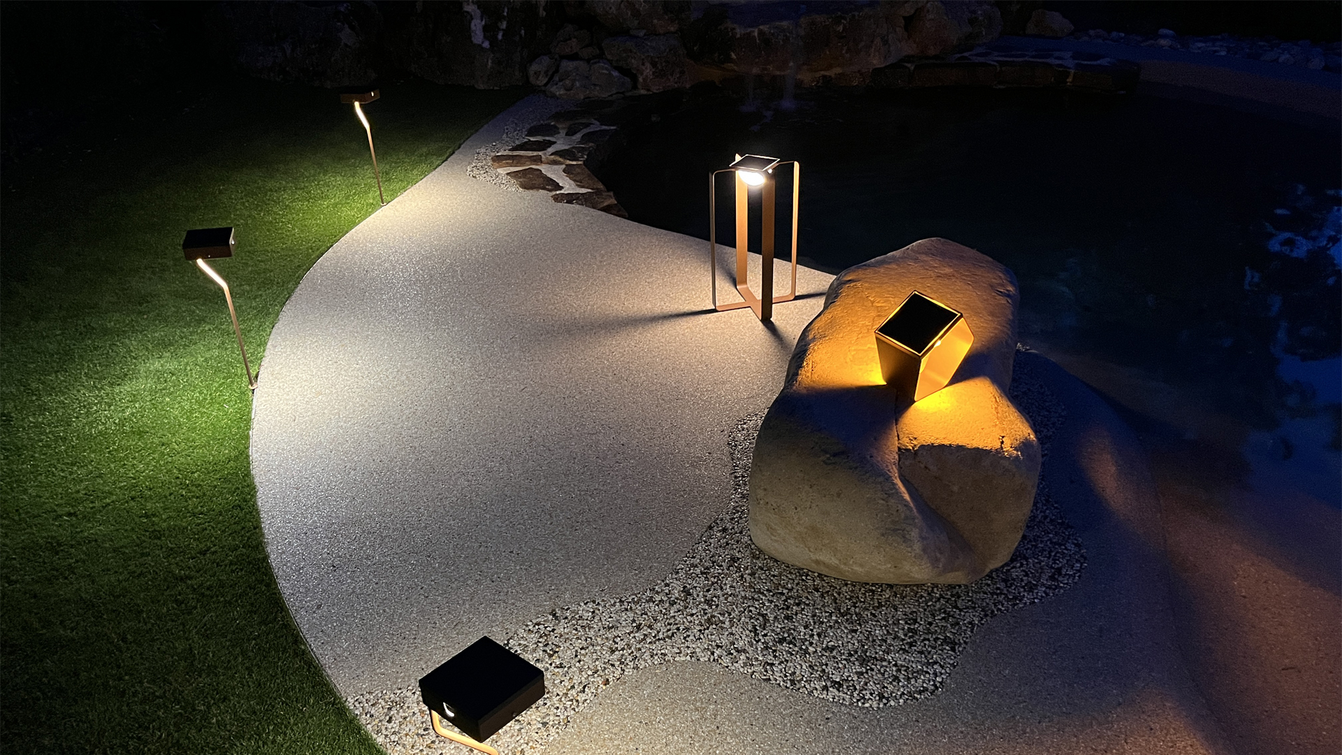 borne solaire pour jardin