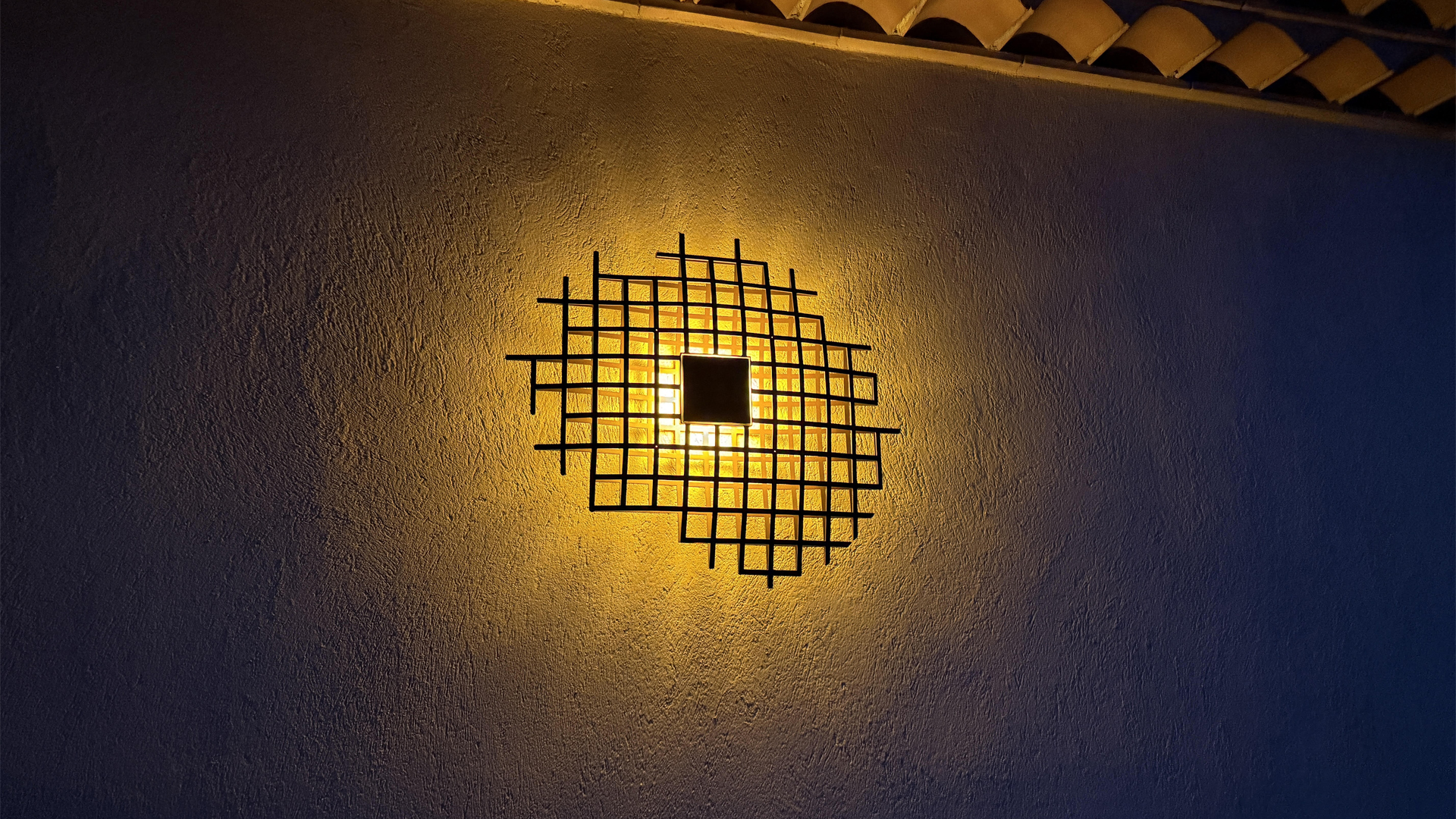 Applique solaire au design trés moderne